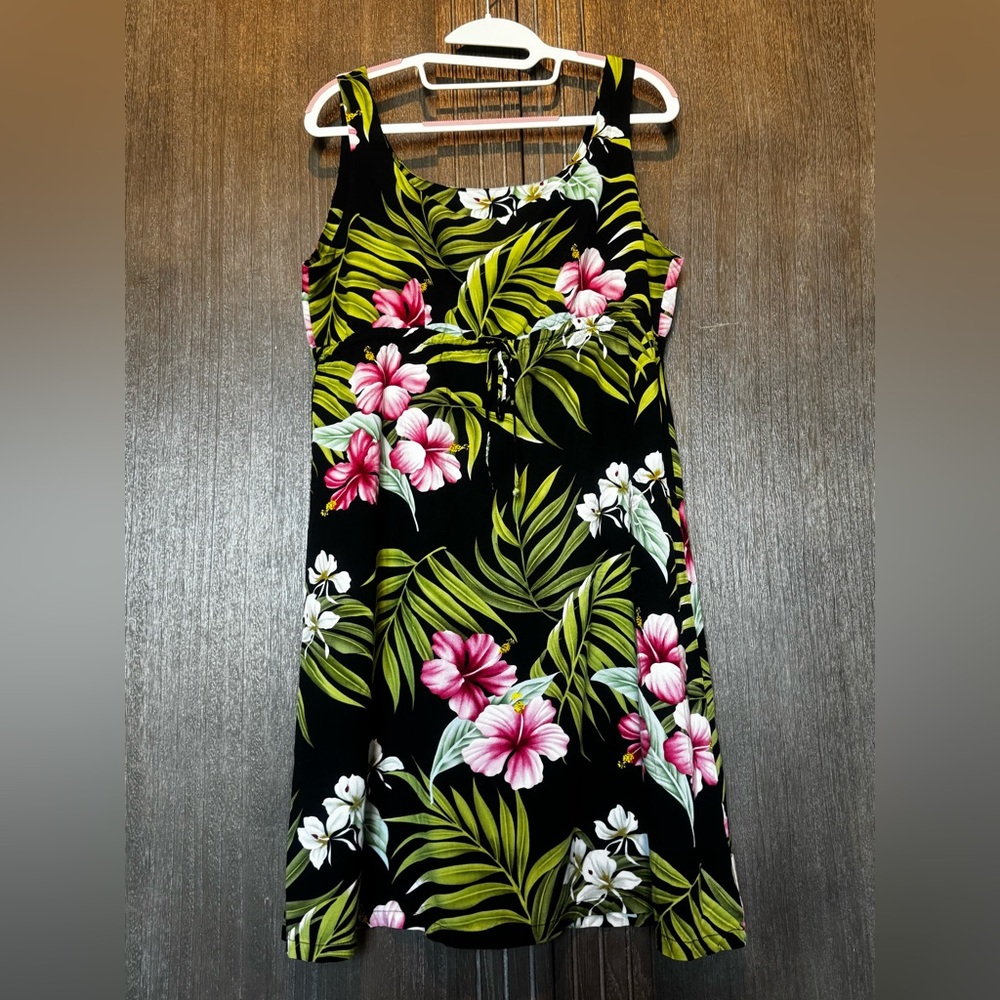 Hawaiian dress
